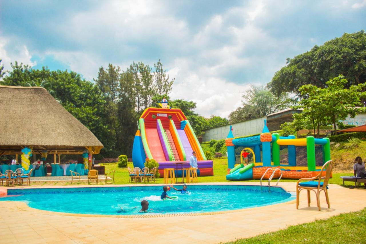 Silver Springs Hotel Kampala Exterior photo